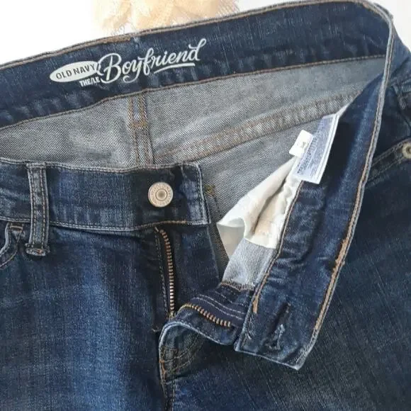 Old Navy Boyfriend Crop Jeans - Picture 5 of 7